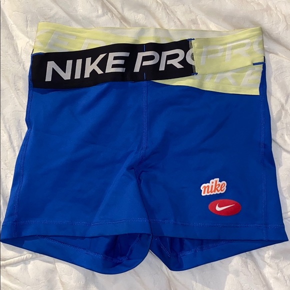 Nike pro shorts - Picture 5 of 10